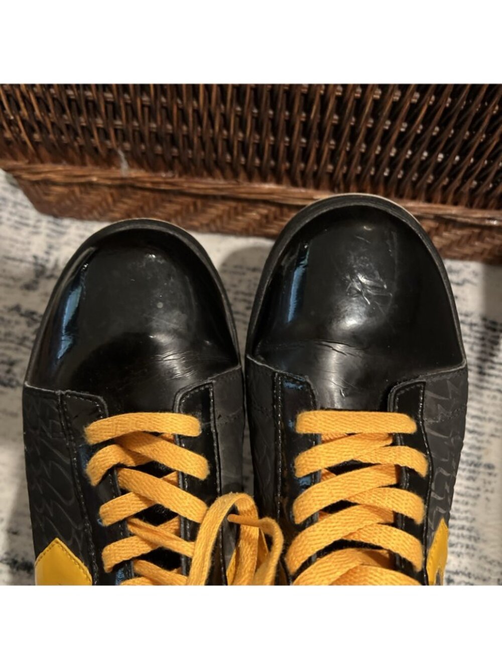 Dwyane Wade Converse Pro Leather HI Size 10.5 Black Yellow - Picture 6 of 15